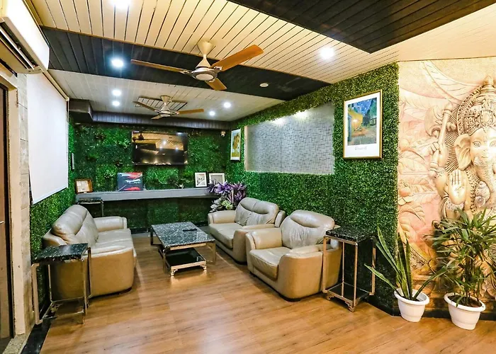 Fabhotel The Gross Infinity