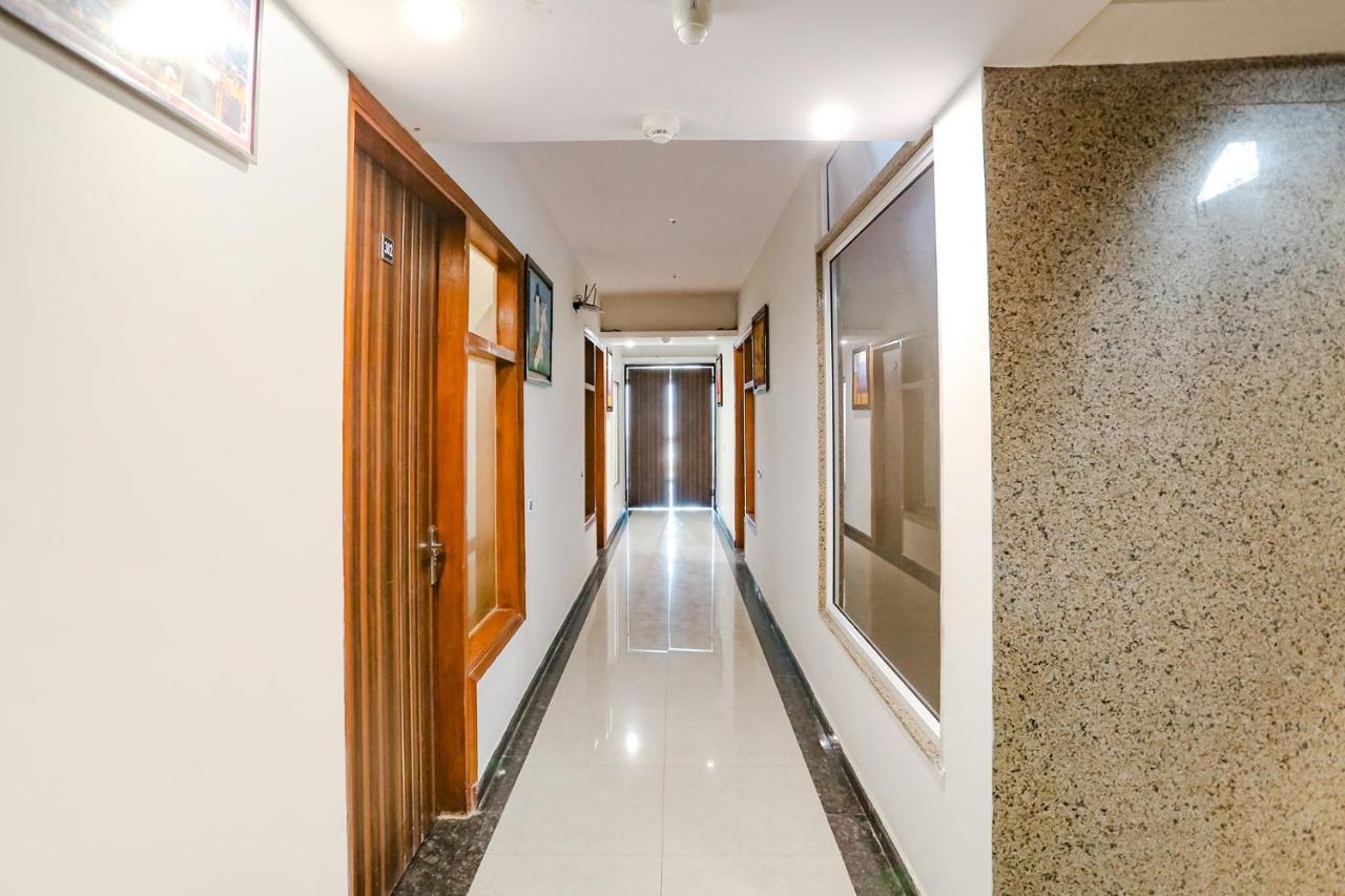Fabhotel The Gross Infinity New Delhi